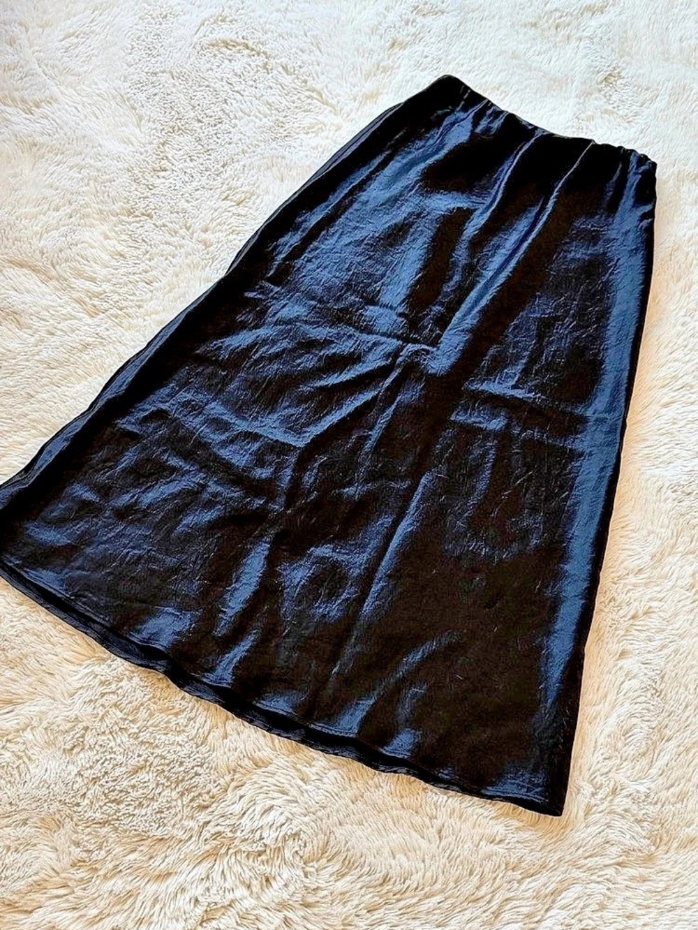 Max Mara Leasure Satin Black Midi Skirt.